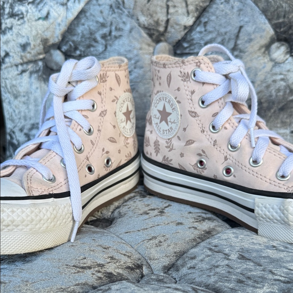 Converse Girls Floral Pink High-Tops - Picture 4 of 12